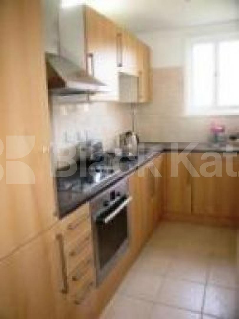 			BRAND NEW REFURB, A MUST SEE!!, 2 Bedroom, 1 bath, 1 reception Flat			 Fitzjohns Avenue, HAMPSTEAD / SWISS COTTAGE NW3